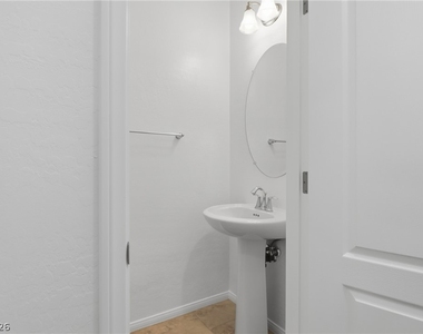 7373 Puddle Duck Street - Photo Thumbnail 12
