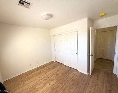 448 Comstock Street - Photo Thumbnail 3