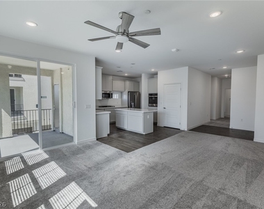 2555 Hampton Road - Photo Thumbnail 6