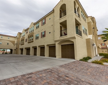 2555 Hampton Road - Photo Thumbnail 3