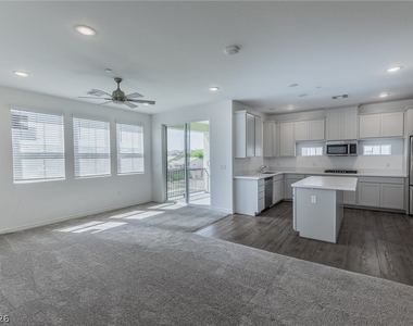 2555 Hampton Road - Photo Thumbnail 8