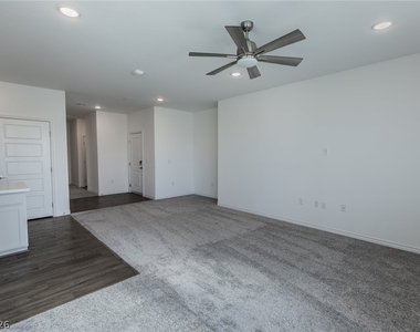 2555 Hampton Road - Photo Thumbnail 7