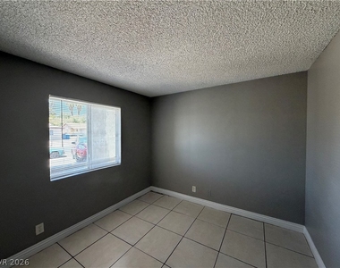 4732 Chantilly Avenue - Photo Thumbnail 20