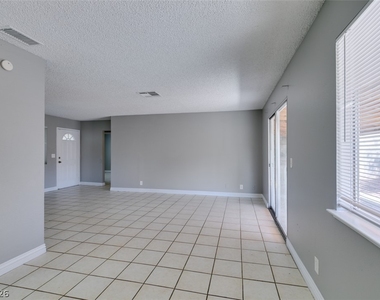 4732 Chantilly Avenue - Photo Thumbnail 18