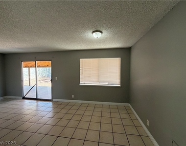 4732 Chantilly Avenue - Photo Thumbnail 11