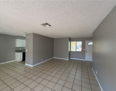 4732 Chantilly Avenue - Photo Thumbnail 5