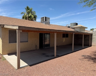 4732 Chantilly Avenue - Photo Thumbnail 17