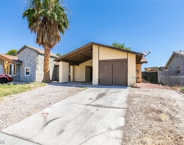 4732 Chantilly Avenue - Photo Thumbnail 2