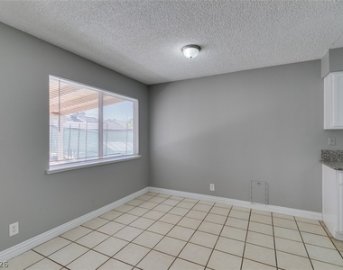 4732 Chantilly Avenue - Photo Thumbnail 14