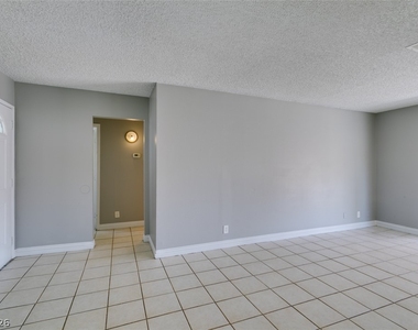 4732 Chantilly Avenue - Photo Thumbnail 7