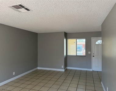 4732 Chantilly Avenue - Photo Thumbnail 7