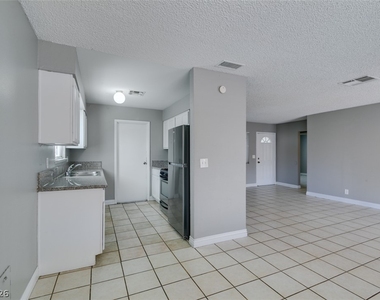 4732 Chantilly Avenue - Photo Thumbnail 19