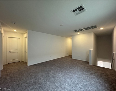 5239 Barcola Avenue - Photo Thumbnail 17