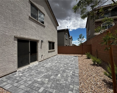 5239 Barcola Avenue - Photo Thumbnail 34