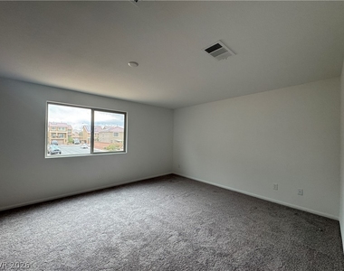 5239 Barcola Avenue - Photo Thumbnail 19