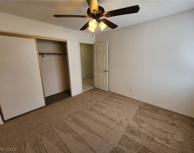 1720 Navarre Lane - Photo Thumbnail 34