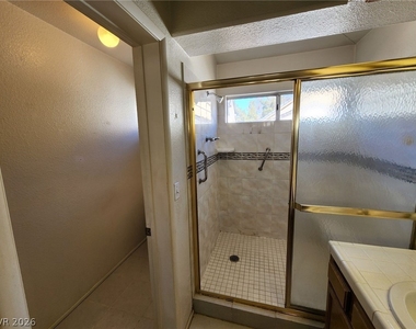 1720 Navarre Lane - Photo Thumbnail 26