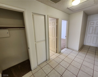 1720 Navarre Lane - Photo Thumbnail 30