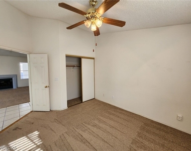 1720 Navarre Lane - Photo Thumbnail 17