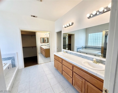 3810 N Mount Charleston Drive - Photo Thumbnail 14