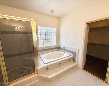 3810 N Mount Charleston Drive - Photo Thumbnail 15