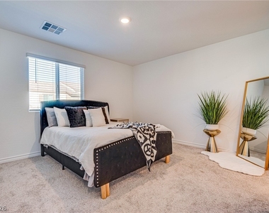 10718 Lilestone Court - Photo Thumbnail 7