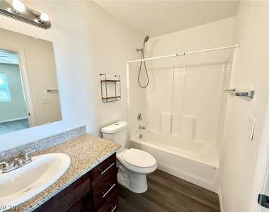 640 E Alabama Street - Photo Thumbnail 7