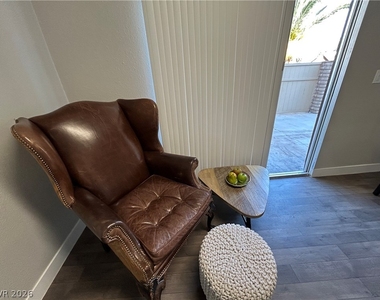 4458 Del Oro Drive - Photo Thumbnail 19
