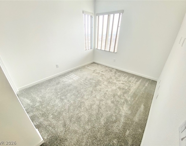 11620 Observation Point Avenue - Photo Thumbnail 13
