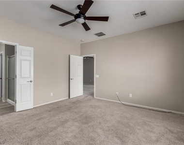 6092 Fox Creek Avenue - Photo Thumbnail 23