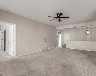 6092 Fox Creek Avenue - Photo Thumbnail 20
