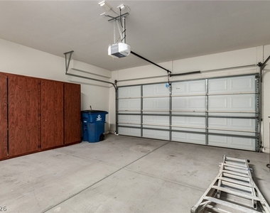 6092 Fox Creek Avenue - Photo Thumbnail 34