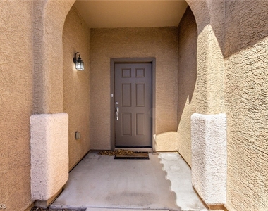 6092 Fox Creek Avenue - Photo Thumbnail 7