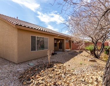 6092 Fox Creek Avenue - Photo Thumbnail 37