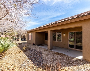 6092 Fox Creek Avenue - Photo Thumbnail 40