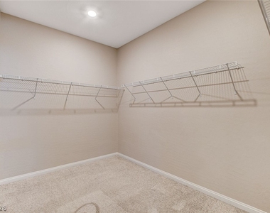 4124 Elegant Chateau Street - Photo Thumbnail 38