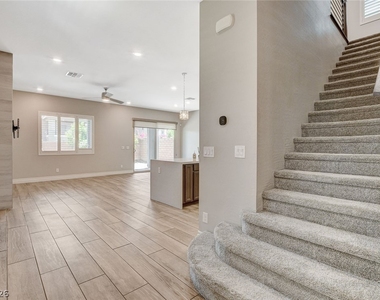 4124 Elegant Chateau Street - Photo Thumbnail 10