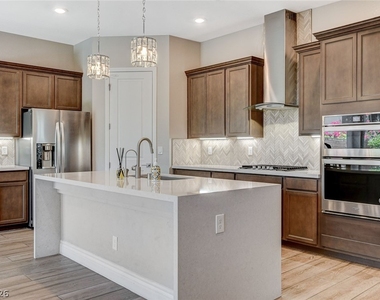 4124 Elegant Chateau Street - Photo Thumbnail 13
