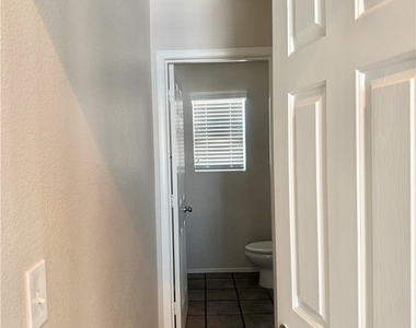 6774 Antique Oak Court - Photo Thumbnail 16