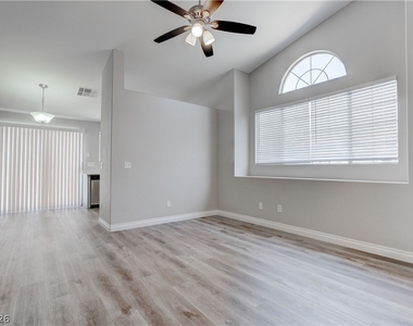 1613 Cathedral Peak Court - Photo Thumbnail 2