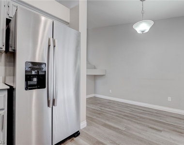 1613 Cathedral Peak Court - Photo Thumbnail 11