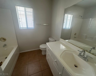 574 Poplar Leaf Street - Photo Thumbnail 14