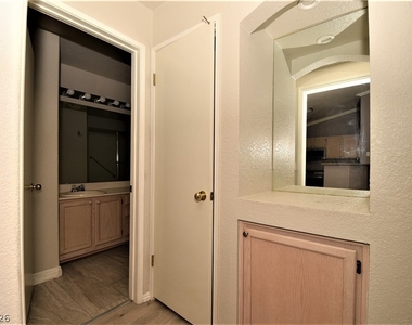 5415 W Harmon Avenue - Photo Thumbnail 6