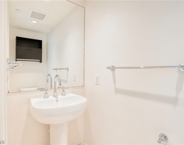 222 Karen Avenue - Photo Thumbnail 19