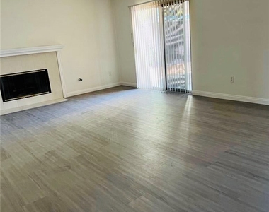 3732 White Plains Drive - Photo Thumbnail 6