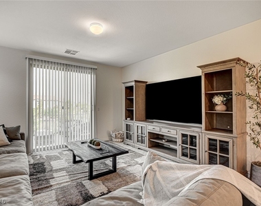 12309 Silvana Street - Photo Thumbnail 22