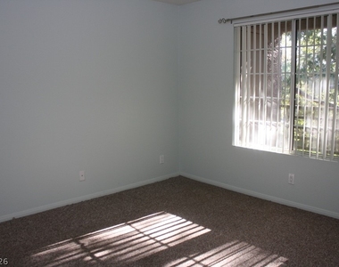 7730 Secret Shore Drive - Photo Thumbnail 9