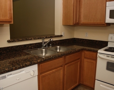 7730 Secret Shore Drive - Photo Thumbnail 8