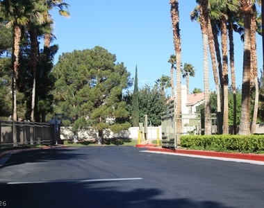 7730 Secret Shore Drive - Photo Thumbnail 16