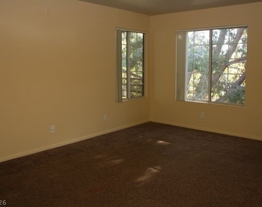 7730 Secret Shore Drive - Photo Thumbnail 5